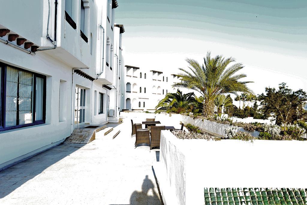 Hotel La Couronne 3*